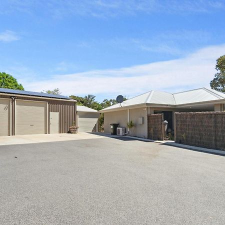 Tranquil Gumnut Cottage - Close To Airport Perth Exterior photo